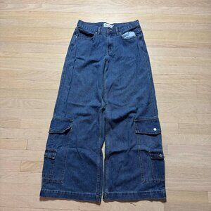 Refuge Denim Blue wide leg cargo jeans with a relaxed fit womens size 3